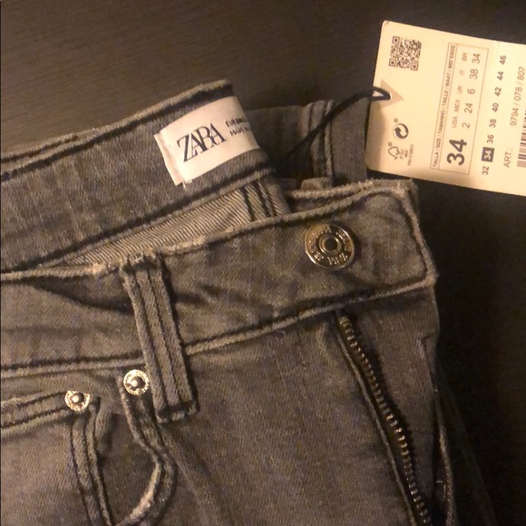 Zara - Picture 5 of 5